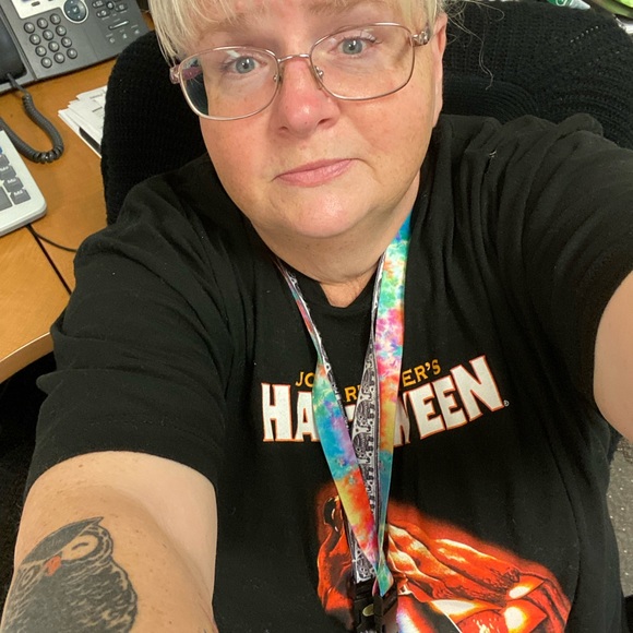 Meet your Posher, Kelly - Picture 2 of 11